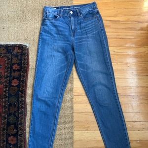 American Eagle Denim Mom Jeans